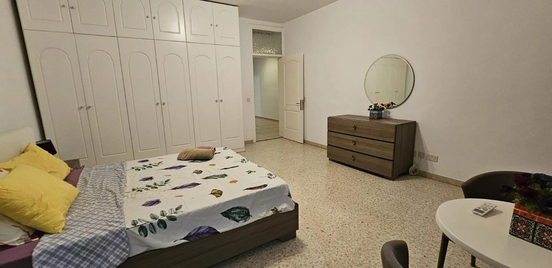 Sea View Over Valletta Strand Area Sliema Apartment